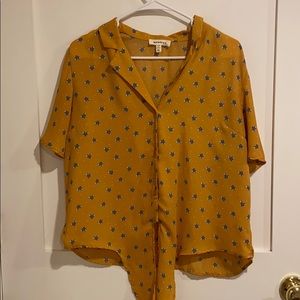 3/10 Fox print tie front blouse